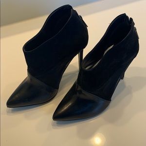 Black Leather SCHUTZ Booties, sz 6.5